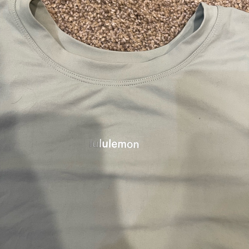 lululemon athletica Women's Short Sleeve Tee - Picture 2 of 5